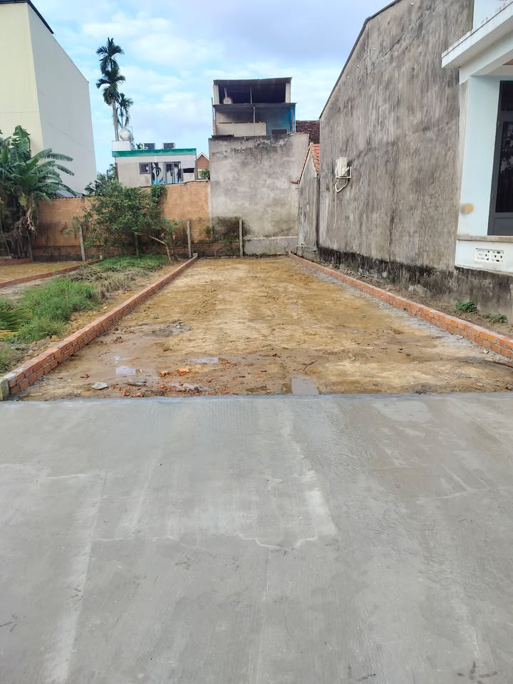 Đất Nghĩa Lộ 100m² giá 800 triệu - Hẻm 579 Nguyễn Công Phương