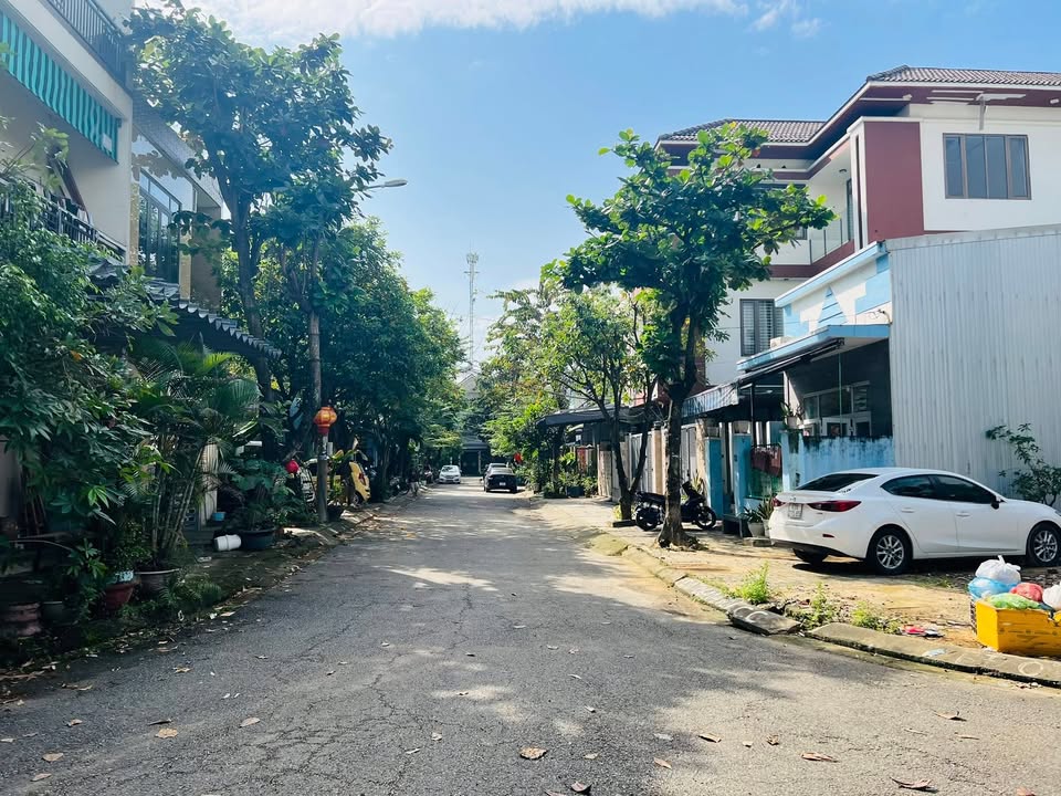 Đất nền lô góc 2 mặt tiền Trần Lê & Cẩm Nam 137m² giá 6.8 tỷ - Cơ hội đầu tư hiếm có!