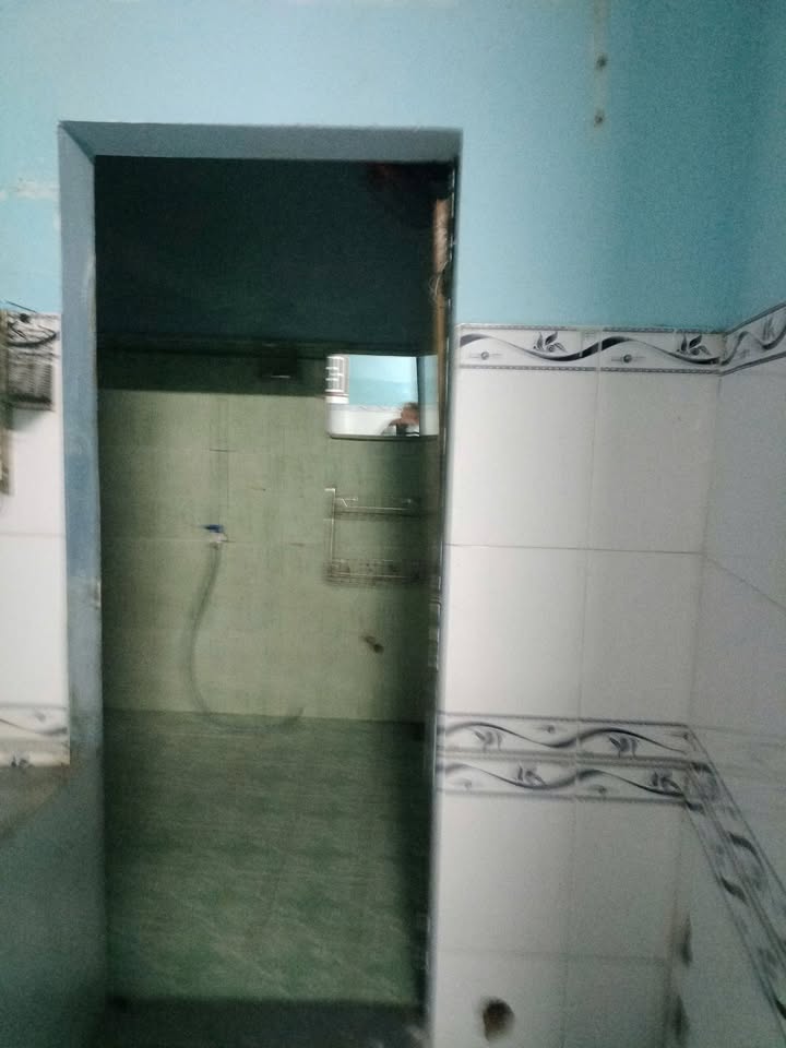 Nhà cấp 4 Đà Nẵng 105m² giá 3.5 tỷ - Kiệt gần 2m, thuận tiện đi lại!