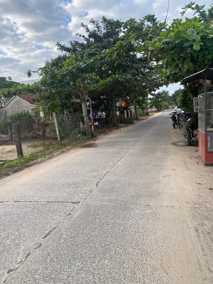 Đất nền Điện Dương 128m² giá 2 tỷ - Hướng Đông, gần sông biển!