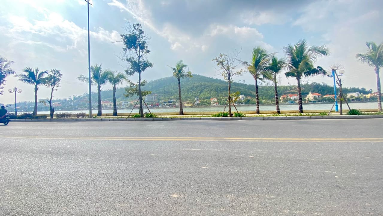 Đất nền Bãi Cháy Hạ Long 90m² giá 13 tỷ - Vị trí đắc địa, cơ hội đầu tư sinh lời!