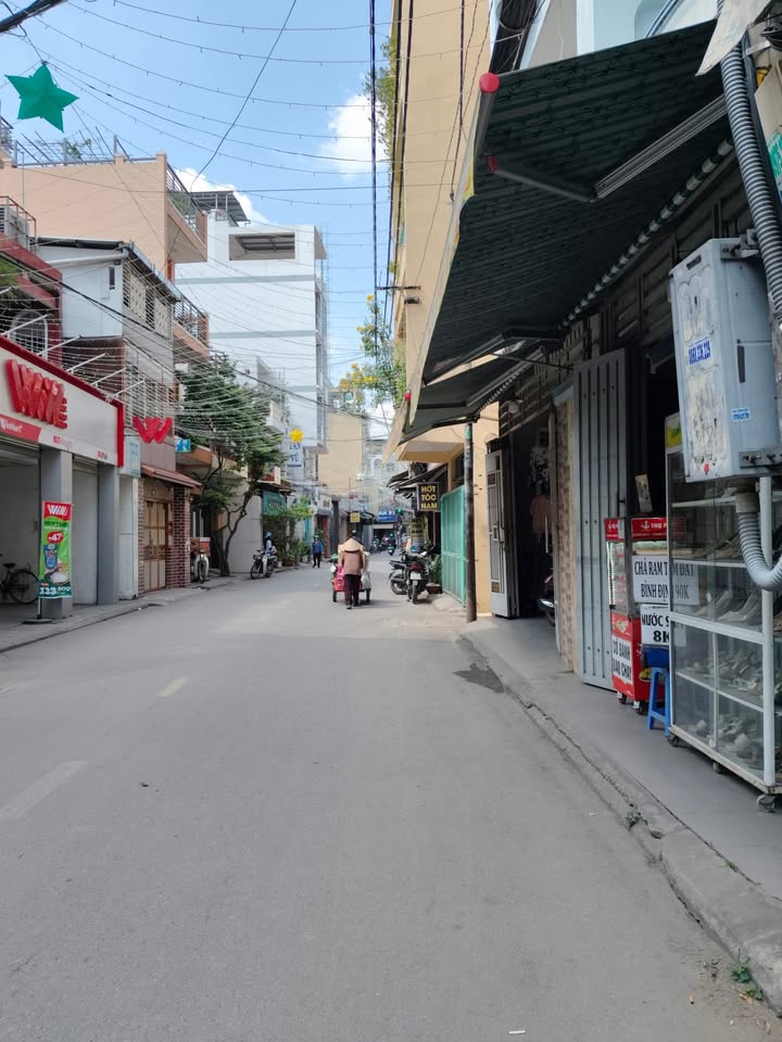 Đất nền Tân Hòa, Tân Bình 66m² giá 5 tỷ - Sổ đỏ chính chủ, bán gấp!