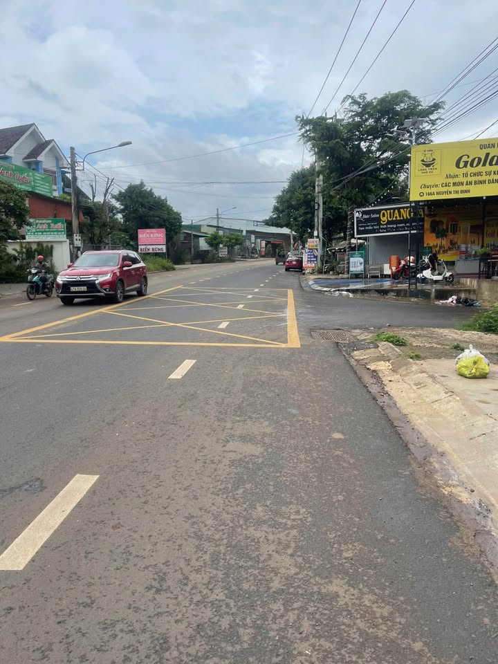 Đất thổ cư Hẻm 162 Nguyễn Thị Định, Buôn Ma Thuột 100m² giá 1.25 tỷ - Vị trí đắc địa, cơ hội đầu tư tốt!