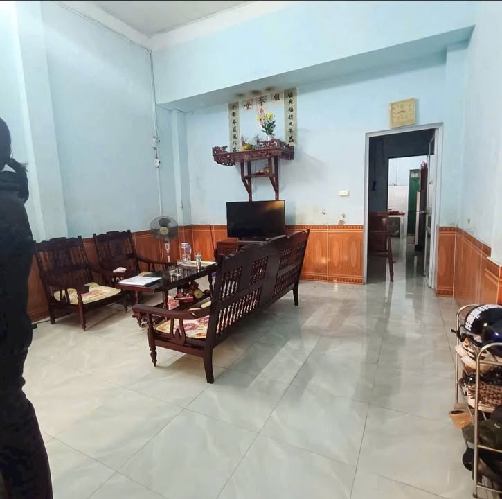 Nhà C4 Lê Đại Hành, Kim Tân, Lào Cai 88.6m² giá 3.3 tỷ - Tiềm năng kinh doanh vượt trội!