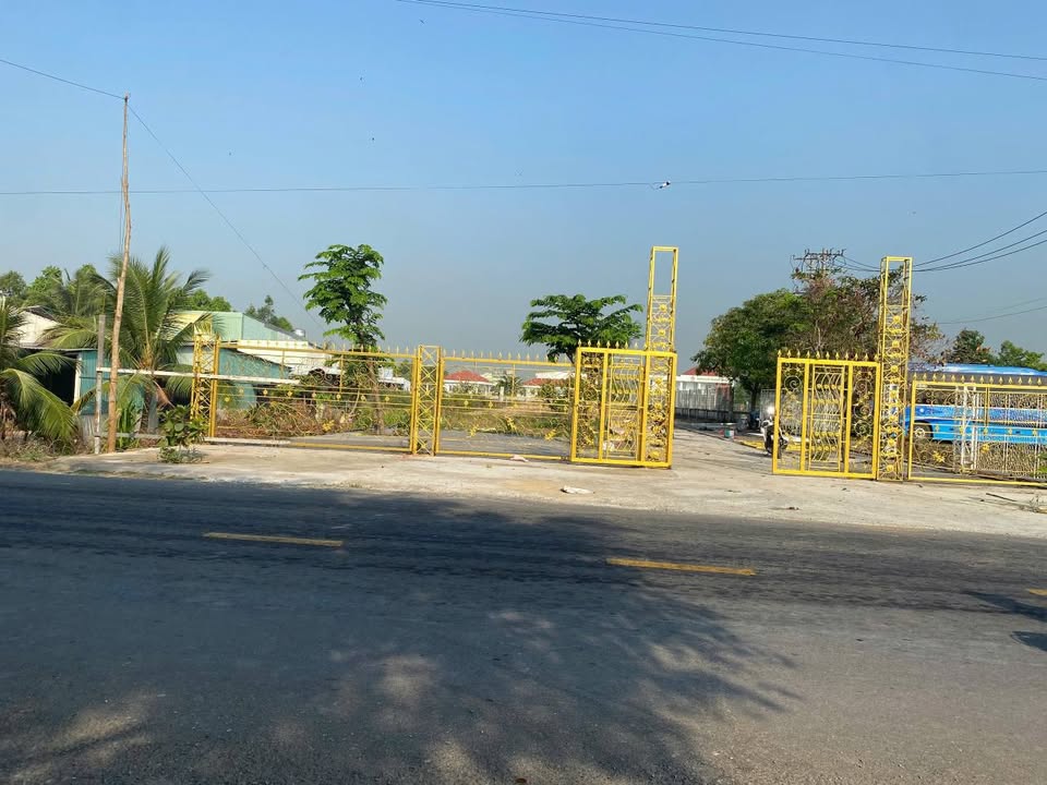 Đất mặt tiền Tỉnh Lộ 823, Đức Hòa, Long An 2000m² giá 14 tỷ - Đầu tư sinh lời ngay!