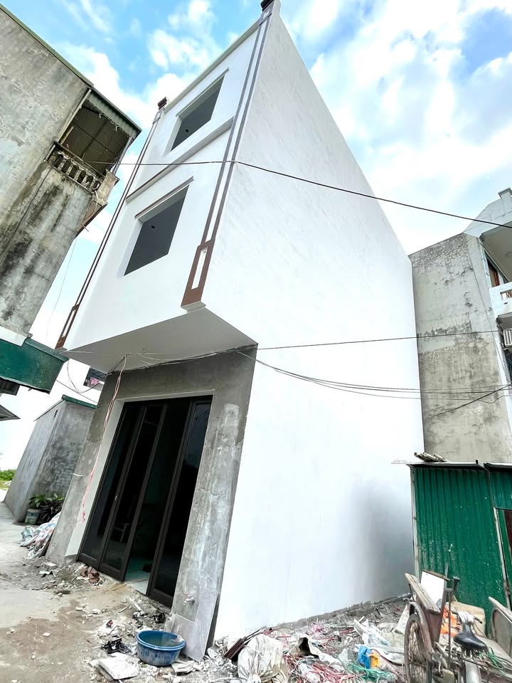 Nhà 3 tầng Hoàng Diệu Thái Bình 40m² giá 1 tỷ - Hoàn thiện 80%!