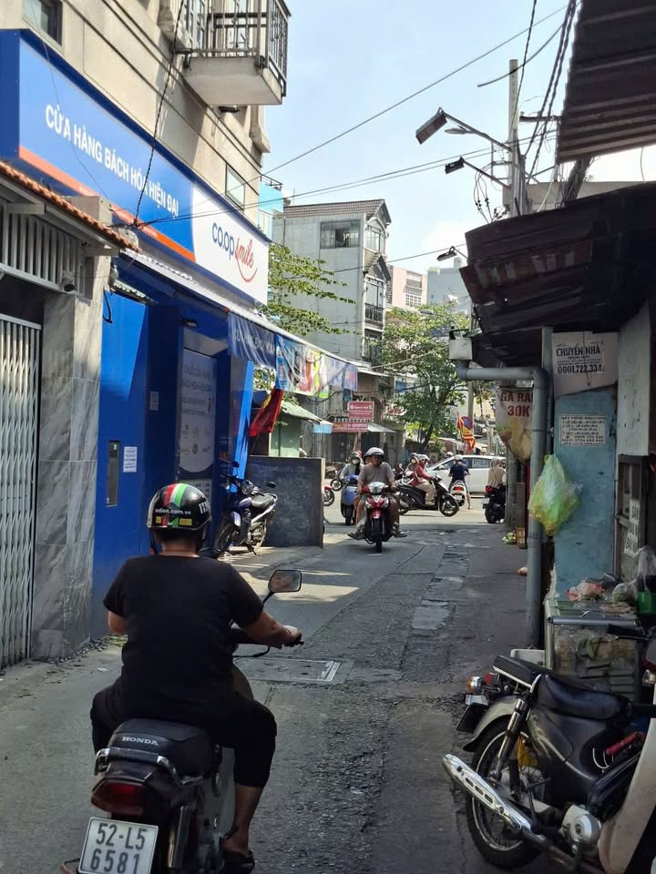 Nhà bán hẻm xe tải Dương Bá Trạc, P1, Q8 - Diện tích 49.95m², giá 5.19 tỷ - Sổ hồng riêng, thương lượng chính chủ!