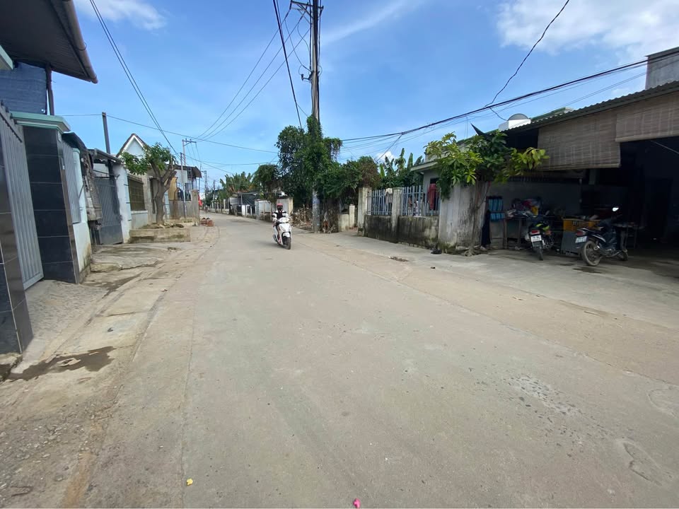 Đất Thương Mại Dịch Vụ Nha Trang 1056m² giá 10.56 tỷ - Phù hợp làm Gara ô tô và kho hàng!