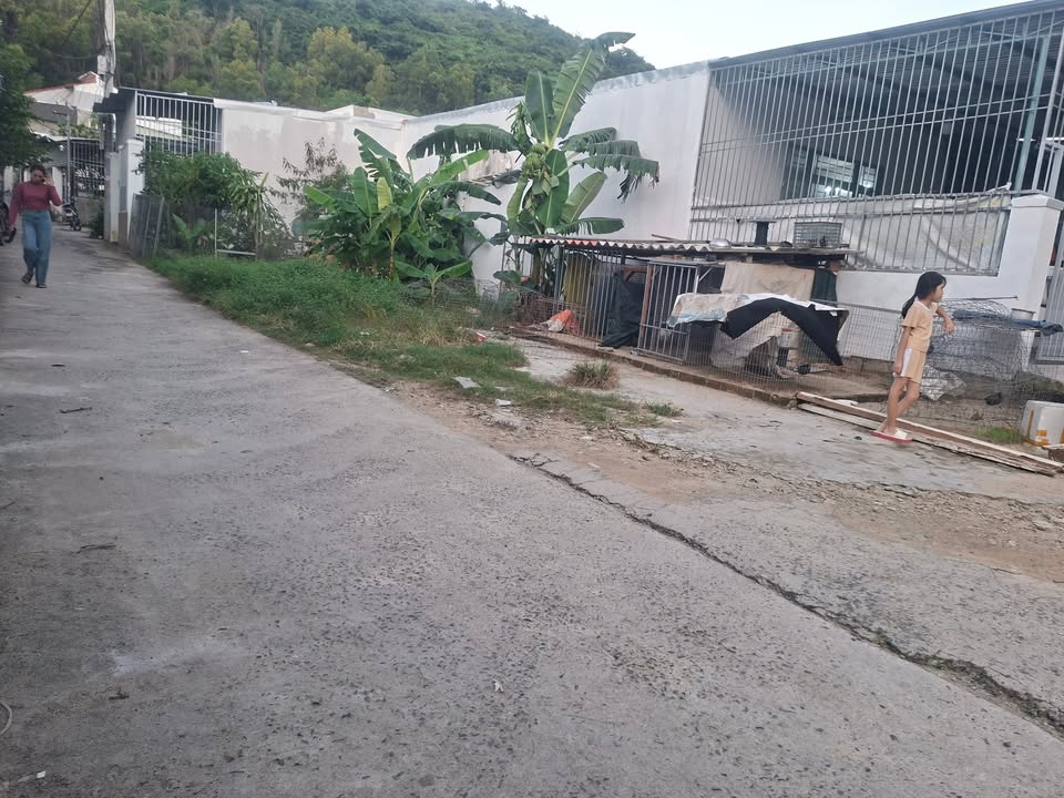 Đất nền đường Vũng Đình, Nha Trang 128m² giá 1.299 tỷ - Lô góc 2 mặt tiền lý tưởng!