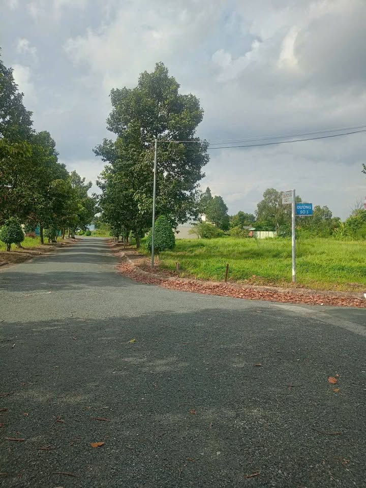 Đất nền KDC Việt Hóa, Tân An 306.3m² giá 3.1 tỷ - Lô góc vị trí đắc địa!