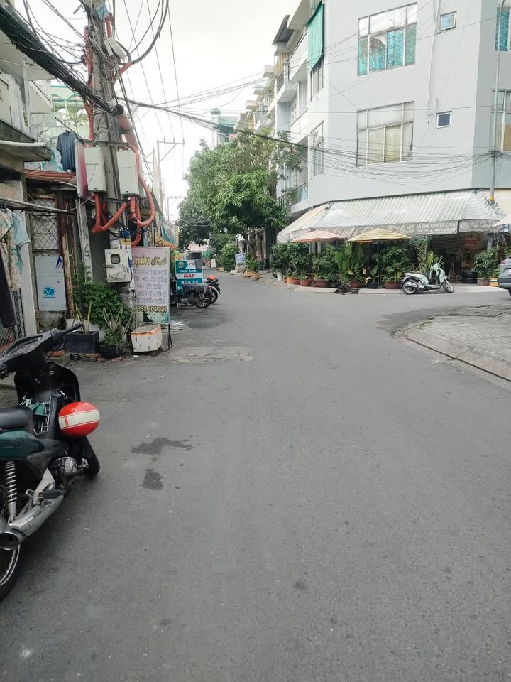 Nhà Bùi Minh Trực, Quận 8, 84m² giá 5 tỷ - Vị trí đẹp, kinh doanh thuận lợi!