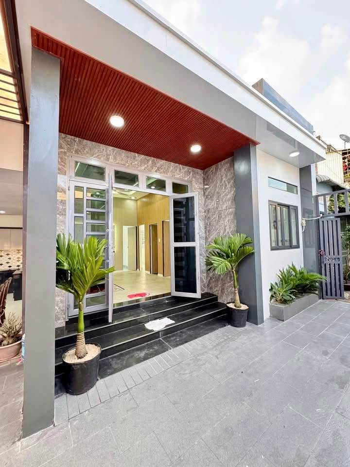 Biệt thự sân vườn Đông Thạnh Hóc Môn 144m² giá 2.53 tỷ - Sổ hồng chính chủ