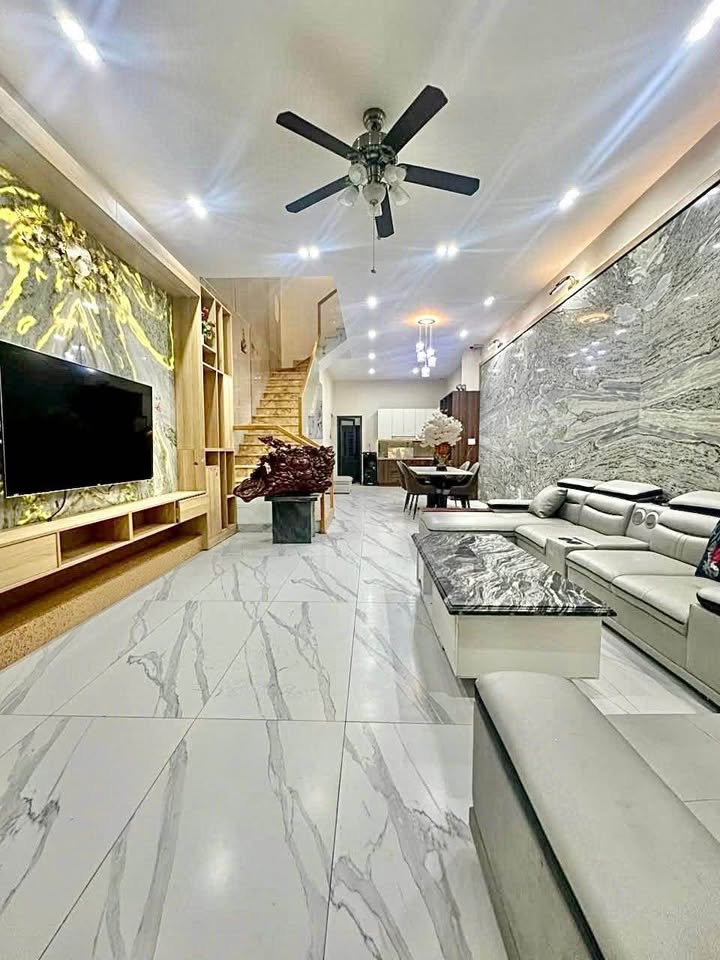 Nhà 3 tầng cho thuê tại Khuê Mỹ, Ngũ Hành Sơn, Đà Nẵng - Sẵn sàng vào ở với nội thất đầy đủ!