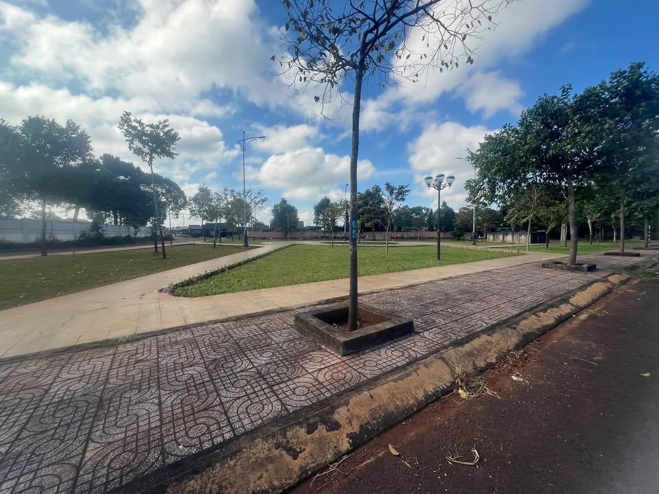 Đất nền LK8 - KĐG Võ Thị Sáu 100m² giá 2.35 tỷ - Pháp lý rõ ràng, vị trí đẹp!