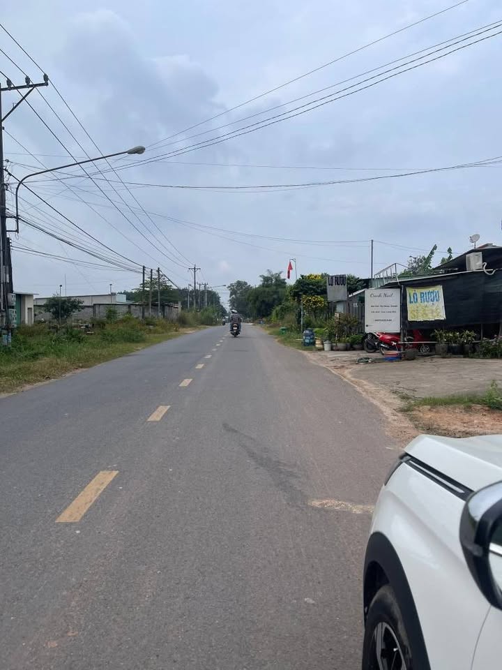 Kho xưởng mặt tiền đường DH602, phường Thới Hòa, Bình Dương 400m² - Cơ hội đầu tư lý tưởng!