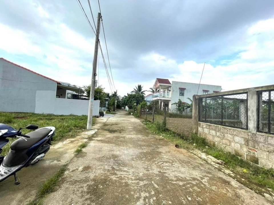 Đất nhà vườn Hòa Xuân Đà Nẵng 350m² giá 3 tỷ - Đầu tư sinh lời ngay!