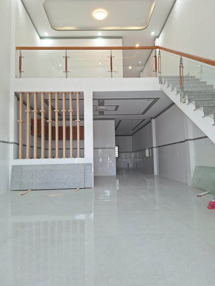 Nhà gác lửng Vĩnh Cửu 100m² giá 1.15 tỷ - Khu dân cư sầm uất!