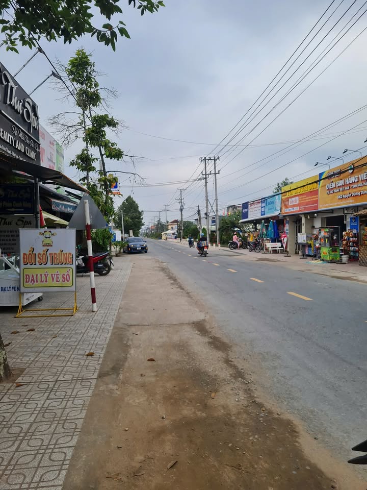 Đất kinh doanh 203m² mặt tiền 9m đường tỉnh 878B - Giá 3 tỷ, cơ hội đầu tư hấp dẫn!