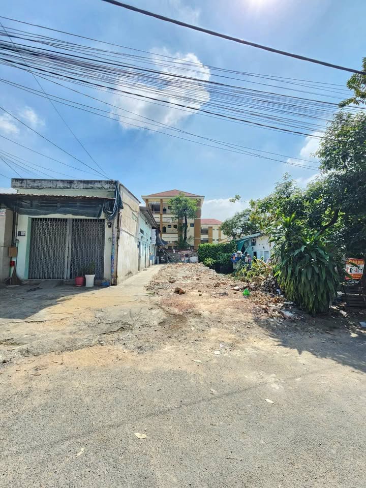 Đất thổ cư 100% tại An Bình, Dĩ An 100m² giá 4.3 tỷ - Sổ hồng riêng, hỗ trợ vay ngân hàng!