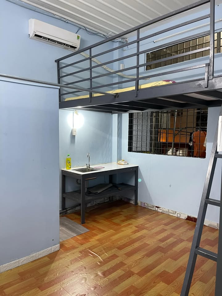 Phòng trọ cho thuê tại Quận 10, 20m² chỉ 3.7 triệu - Gần Đại học Hoa Sen!