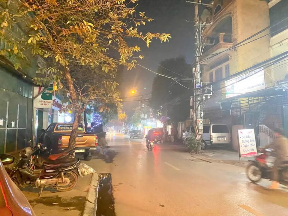 Nhà mặt phố Thúy Lĩnh, Hai Bà Trưng 150m² giá 18 tỷ - Kinh doanh đỉnh cao!