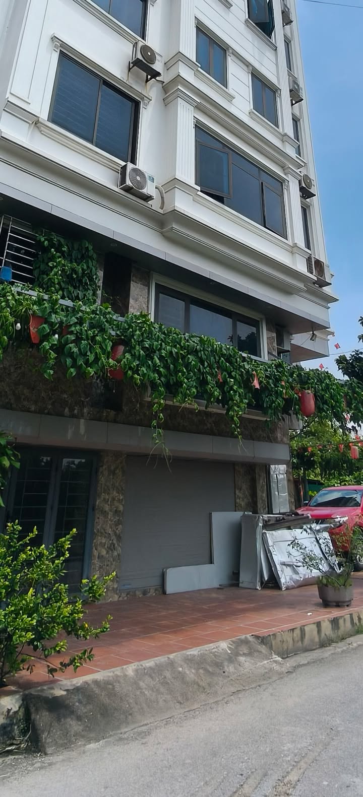 Nhà góc 5 tầng thang máy mặt tiền 6.7m tại Quang Trung, Hà Đông - Full nội thất đẹp!