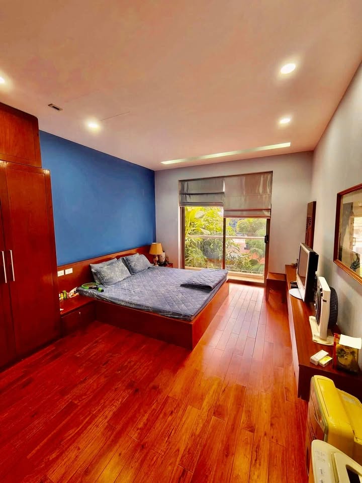 Nhà Liền Kề KĐT Mỗ Lao 95m² giá 26 tỷ - Kinh doanh sầm uất!