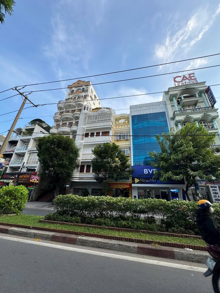 Nhà mặt tiền Bàu Cát, Tân Bình 72m² giá 23.8 tỷ - Đầu tư sinh lời ngay!