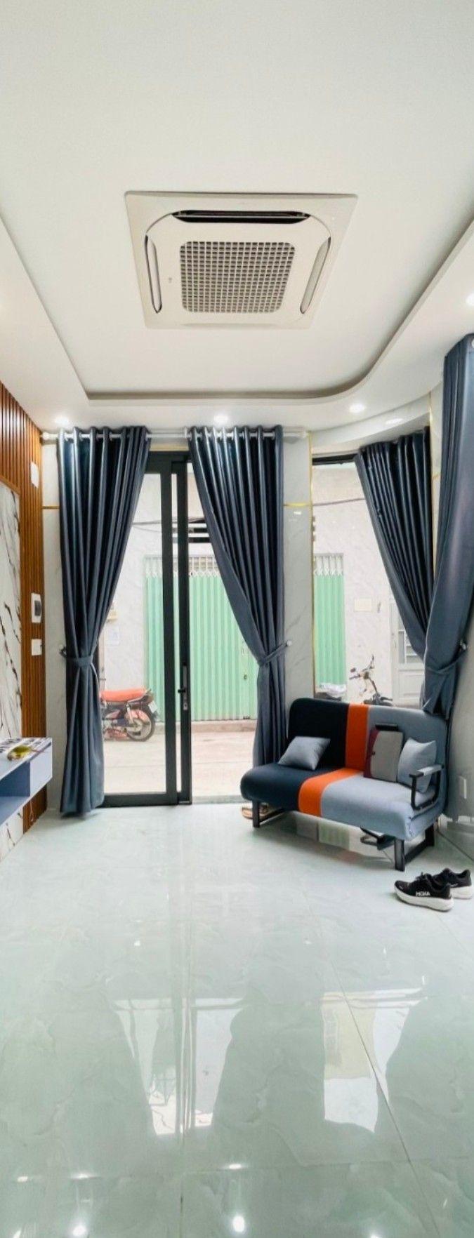 Nhà Đẹp Quận 5 – 25m² – Giá chỉ 7,3 tỷ - Hẻm xe hơi đỗ cửa!