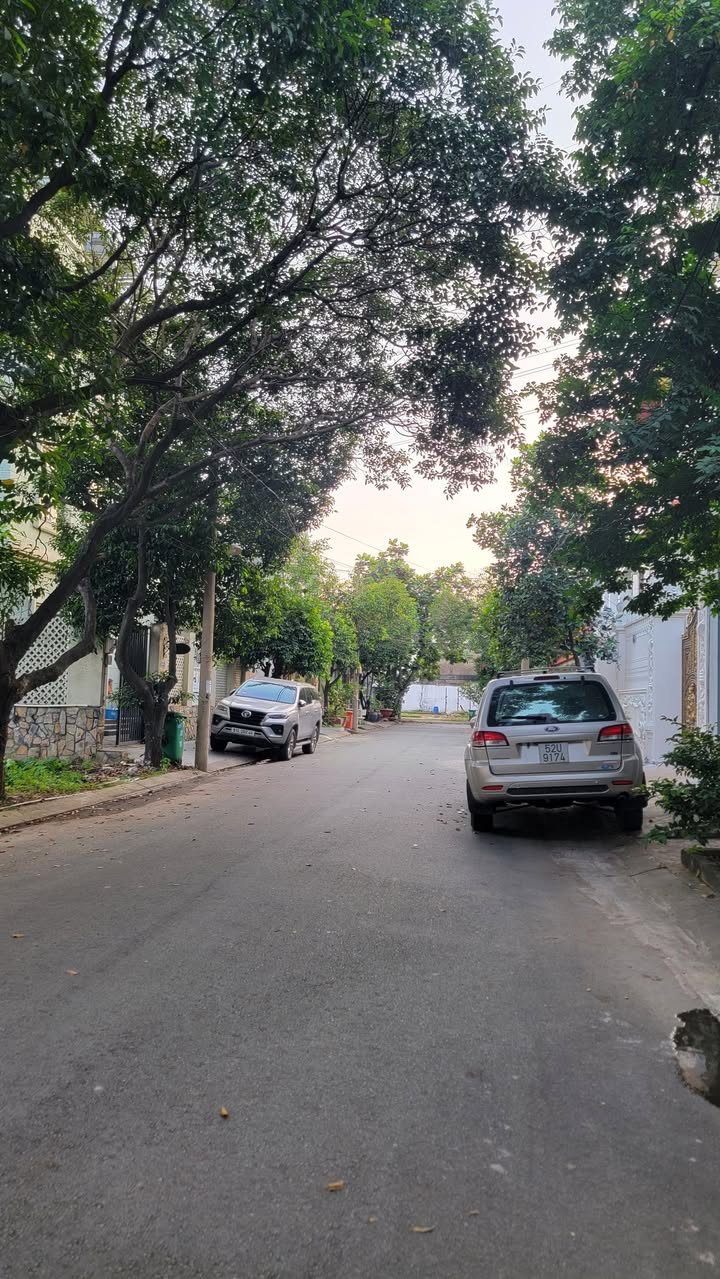 Đất nền Khu dân cư Bắc Rạch Chiếc 100m² giá chỉ 9 tỷ - Cách Ga Metro 200m!