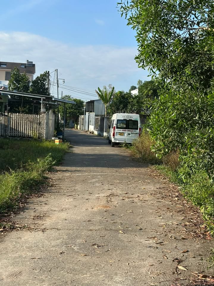 Đất nền Hẻm nhà sàn, Phú Quốc 997m² giá 5.7 tỷ - Cơ hội đầu tư hấp dẫn!