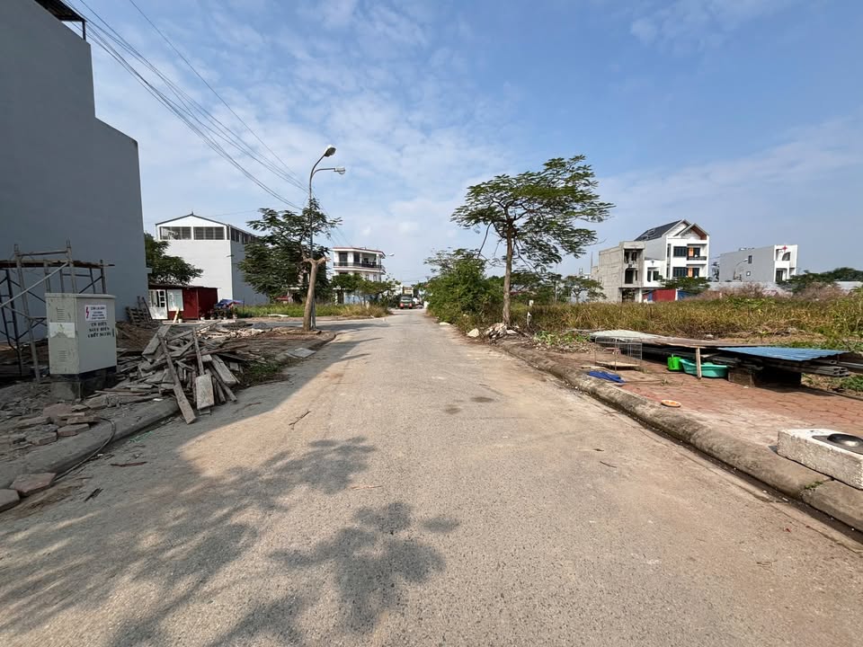 Đất nền Tràng Cát 40m² giá 2.4 tỷ - Đối diện công viên, phong thủy tốt!