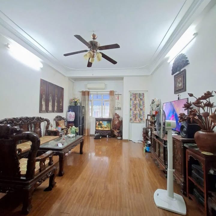 Nhà 6 tầng Thụy Khuê 50m² giá 10 tỷ - Nở hậu, ngõ rộng, bán gấp!