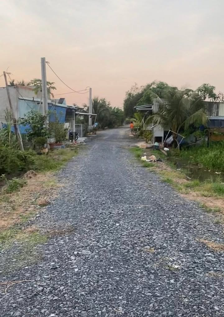 Đất mặt tiền sông Vàm Cỏ 584m² giá 790 triệu - Đầu tư sinh lời cao!