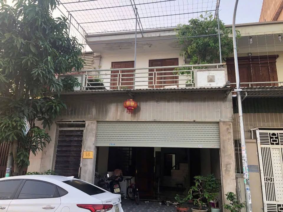 Nhà 3 tầng chính chủ ở Nghi Kim, TP Vinh 108m² - Khu dân cư sầm uất!