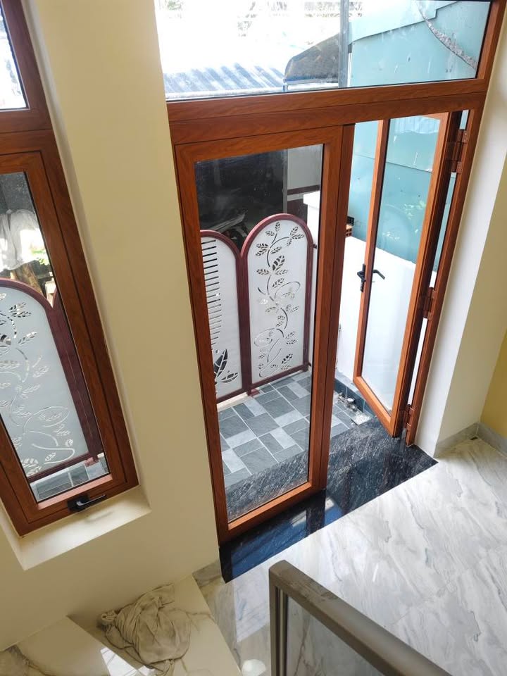 Nhà trệt lầu đường Phan Bội Châu, Phú Lợi, 40m² giá 1 tỷ - Gần chợ và trường học!