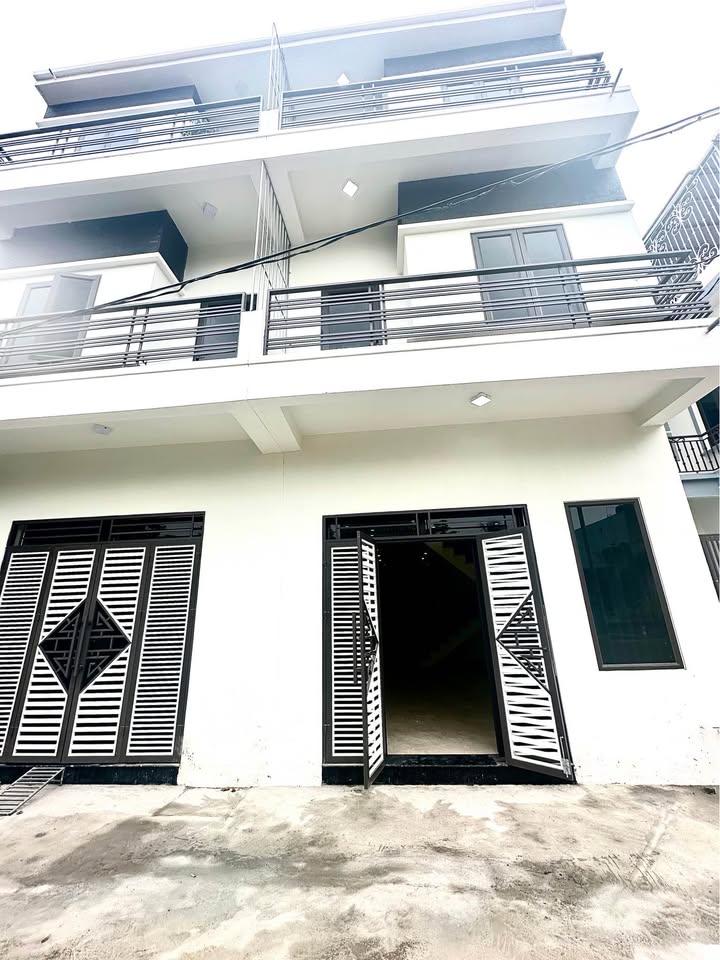 Nhà 3 tầng tại Ninh Sơn, Ninh Bình 55m² giá 2 tỷ - Sẵn sàng vào ở ngay!