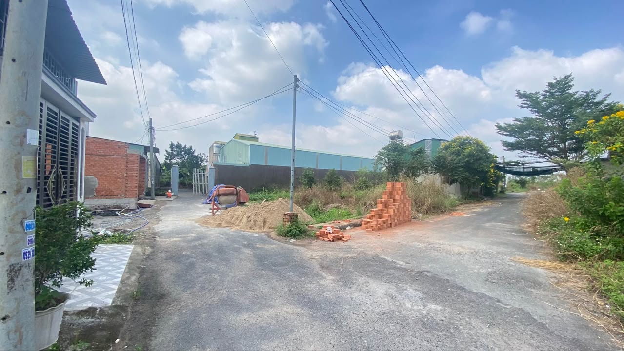 Đất thổ cư ấp 5 An Viễn 100m² giá 950 triệu - Sổ đỏ chính chủ