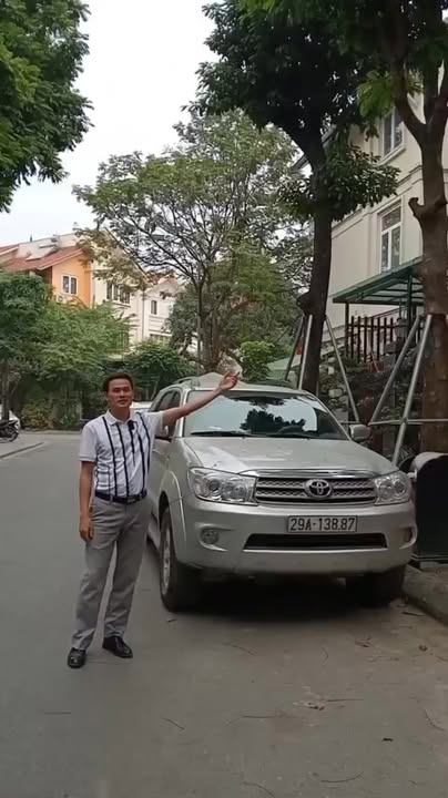 Biệt thự 134m² KĐT Làng Việt Kiều Châu Âu chỉ 40 tỷ - Đường thông trước sau