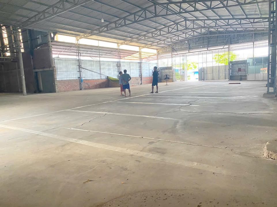 Kho cho thuê 1.200m² tại phường 5, Vĩnh Long - Giá chỉ 15 triệu/tháng!