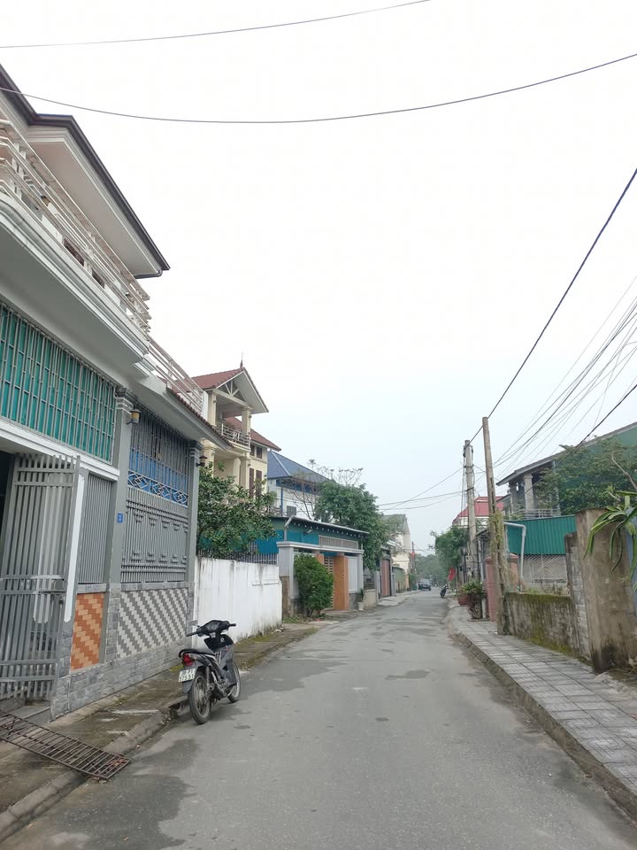 Đất nền Thành Sen, Hà Tĩnh 117m² giá 1.7 tỷ - Vị trí đắc địa, hạ tầng hoàn thiện!