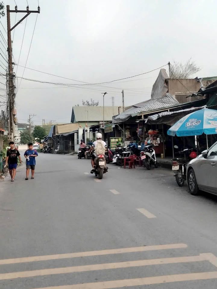 Đất nền mặt tiền Võ Thị Sáu, Tân Khánh, 2100m² giá 30 tỷ - Cơ hội đầu tư tuyệt vời!