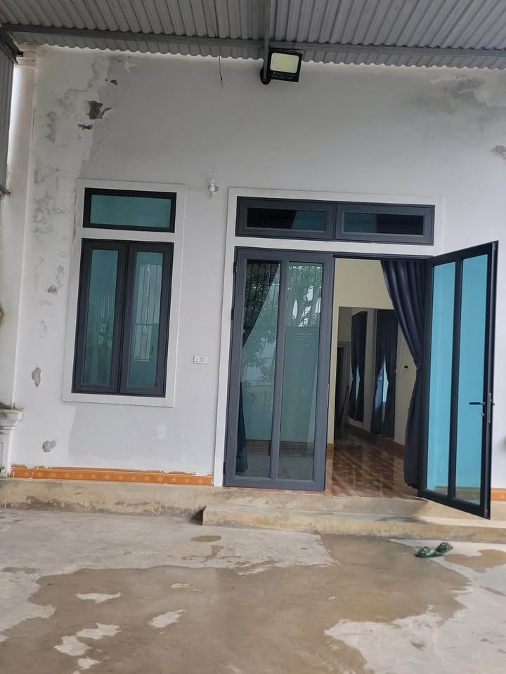 Nhà cho thuê đường Thăng Long, Nghi Kim 100m² giá 4.2 triệu - Không gian rộng rãi, tiện nghi đầy đủ!