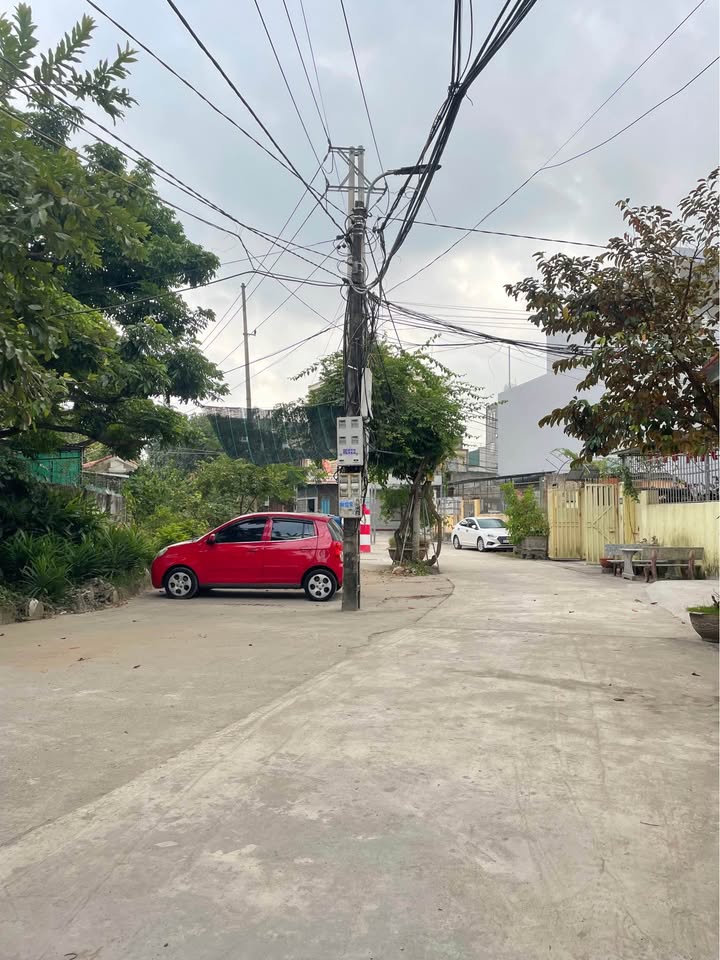 Nhà 3 tầng tại phường Trần Lãm, Thái Bình 30m² giá 1.3 tỷ - Thiết kế hiện đại, không gian thoáng đãng!