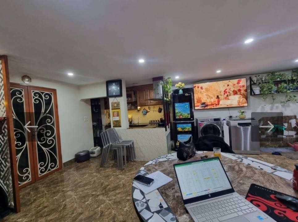 Căn hộ 100m² tại quận Hai Bà Trưng giá 5 tỷ - Kinh doanh đắc địa!