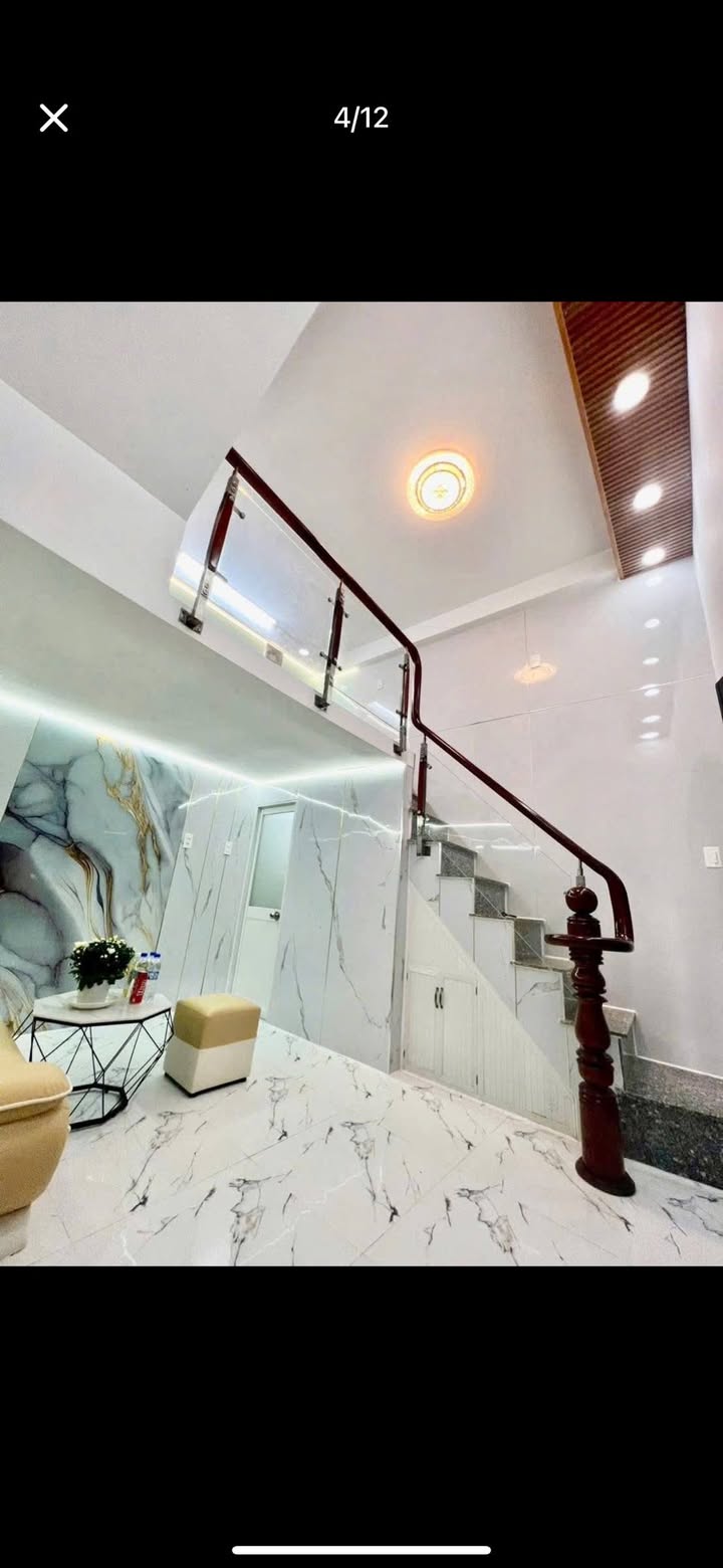 Nhà phố 4 tầng Tây Hòa, Phước Long A, 13m² chỉ 2.75 tỷ - Đón Tết ngay!