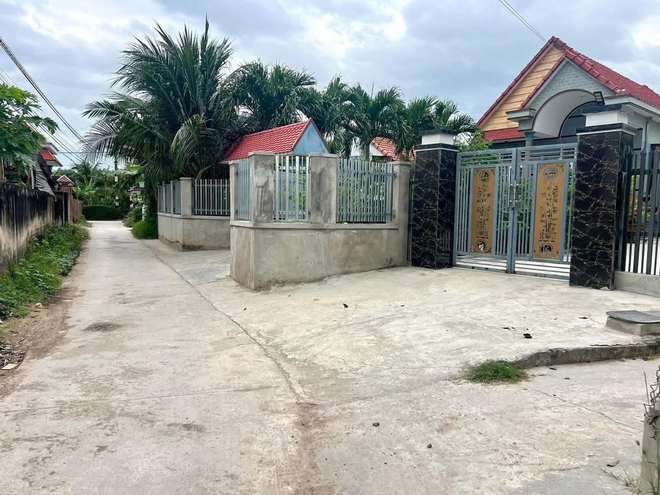 Đất thổ cư Ninh Thân, Ninh Hòa 297m² giá 400 triệu - Mặt tiền đường ô tô, dân cư đông đúc!