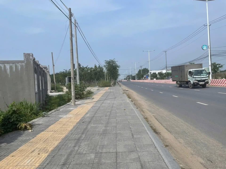 Đất Mặt Tiền Đường Cầu Cửa Lấp 700m² giá 7 tỷ - Cơ hội đầu tư tuyệt vời!