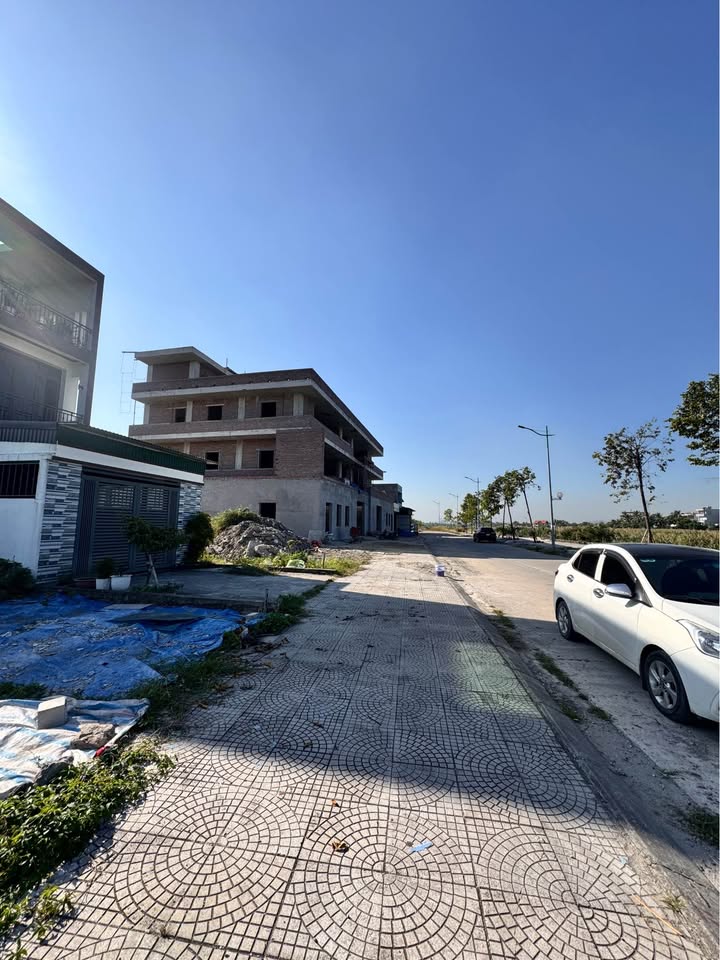 Đất nền Quang Trung Uông Bí 108m² giá chỉ 1 tỷ - Cơ hội đầu tư tuyệt vời!