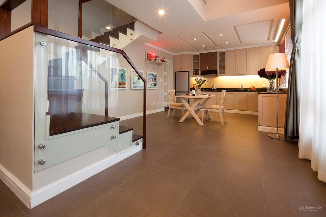 Penthouse Sky Garden 3, Phú Mỹ Hưng 255m² giá chỉ 9.75 tỷ - Sổ hồng riêng